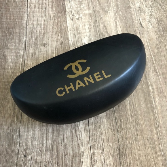 Chanel Sunglasses 🕶💕 - Picture 2 of 7